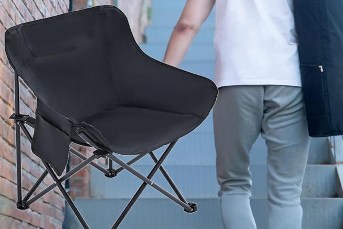 Simpsons Compact Folding Camp Chair, Black