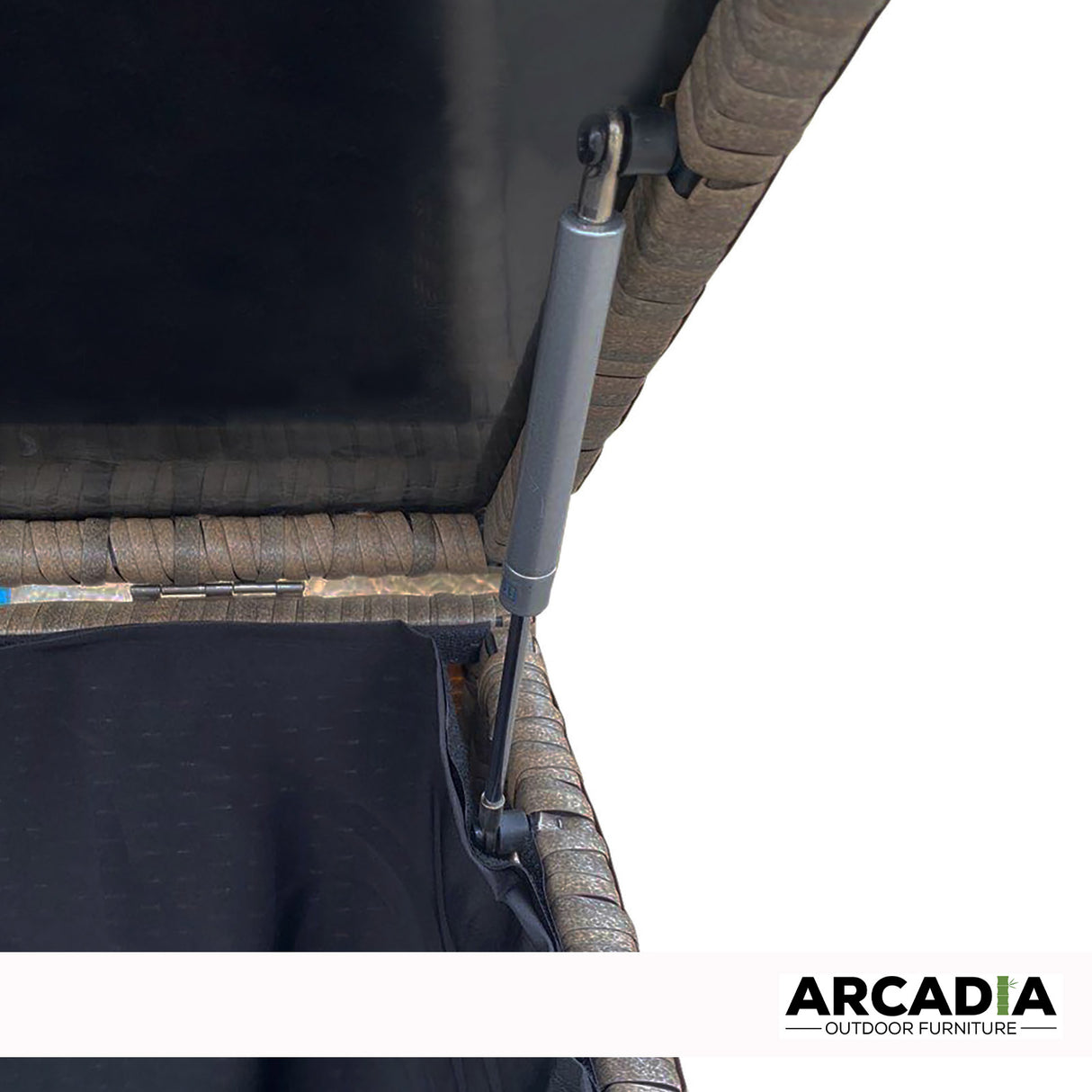 Arcadia Outdoor Rattan Storage Box - Oatmeal