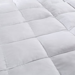 Pembrey 1000GSM bamboo mattress pad topper queen on a bed