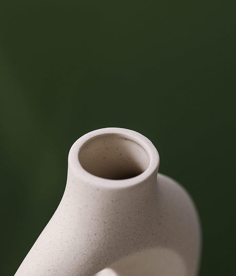 White ceramic vase set of 2