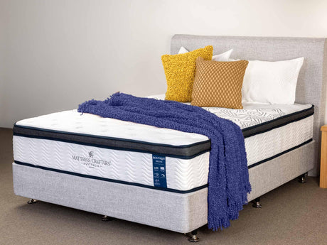 Boutique Deluxe medium firm Euro top pocket spring mattress, king