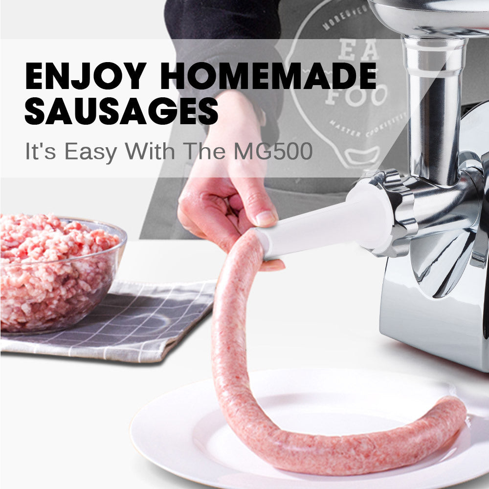Freshly minced meat produced by the 1800 W electric meat grinder