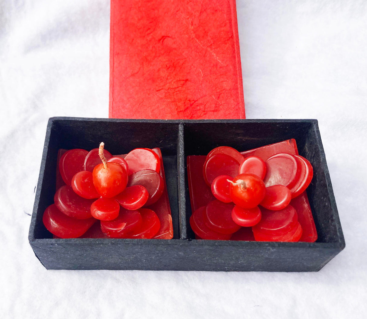Red Lotus Floating Candles Gift Box Set of 2 — Birthdays, Christmas, Valentine's and Mother's Day — Allure Home Collections