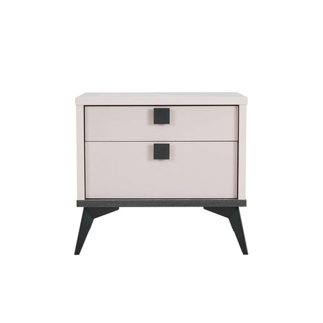 Allure Queen 4-Piece Bedroom Suite Set