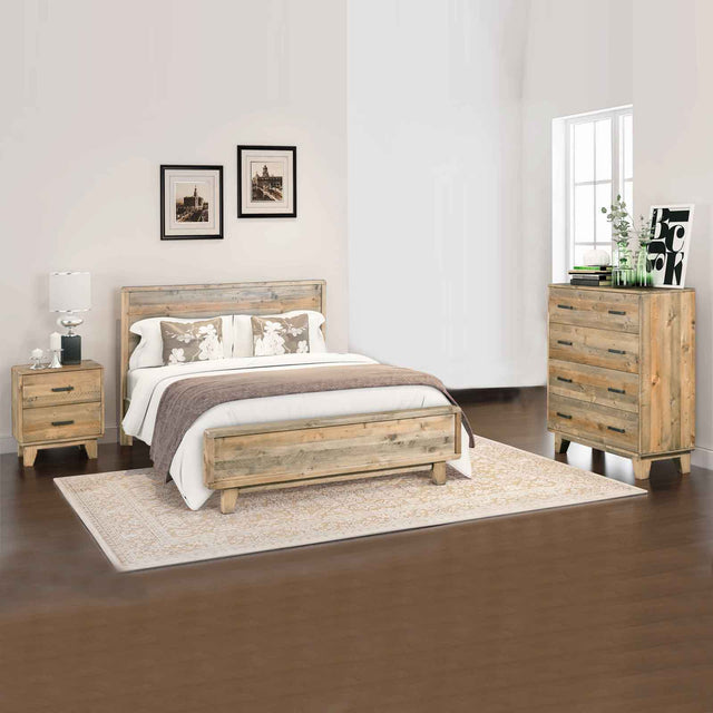 Woodland Antique Design 4-Piece Bedroom Suite