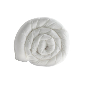 Minchinhampton 350GSM diamond quilted cotton quilt in white