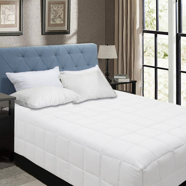 White box end quilt with lofty cassette stitching on a Double bed
