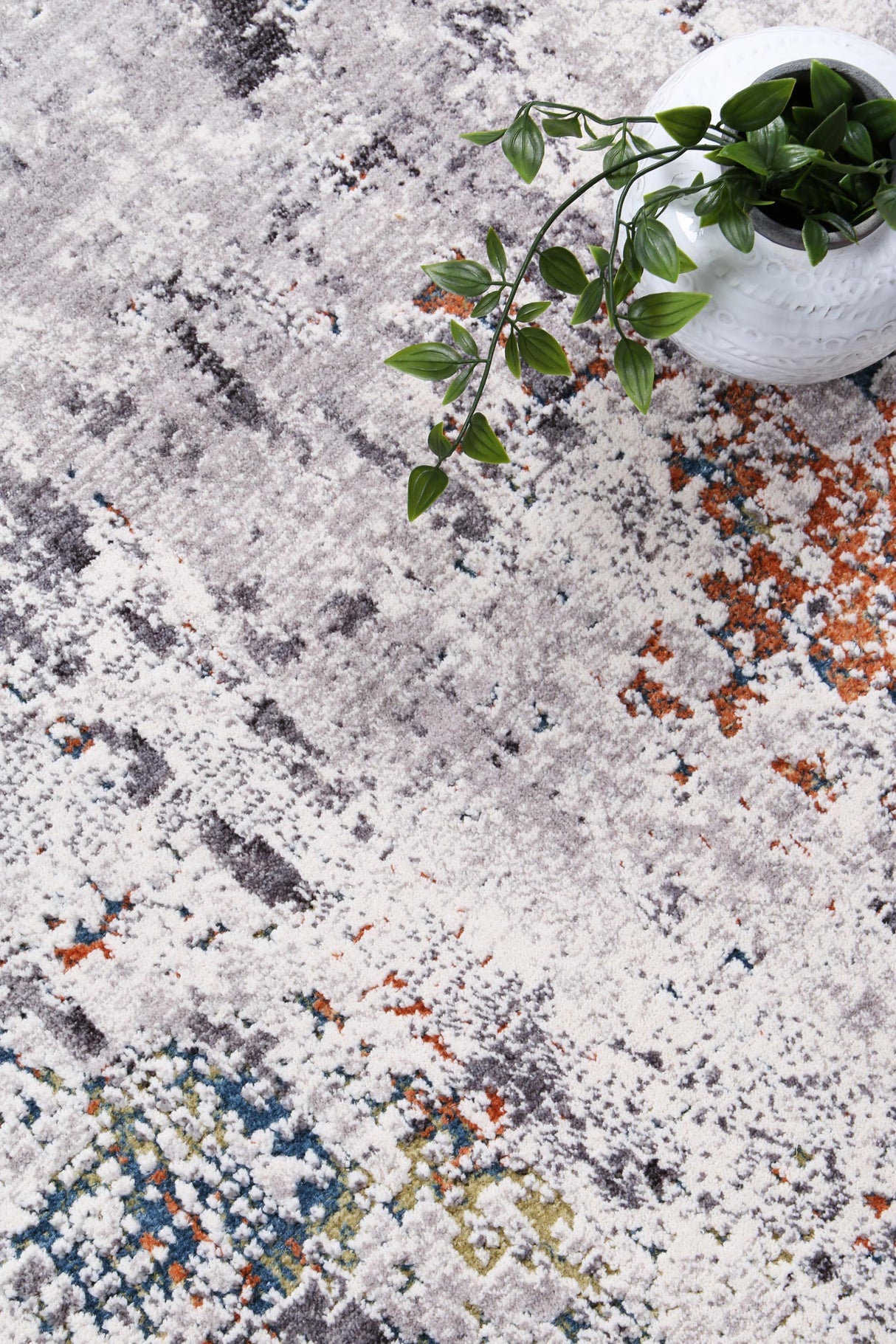 Distressed Power Loomed Floor Rug 240 x 330cm, view 5
