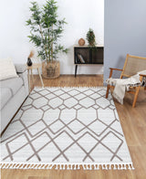 Geometric polypropylene floor rug in cream beige, 160 x 230 cm