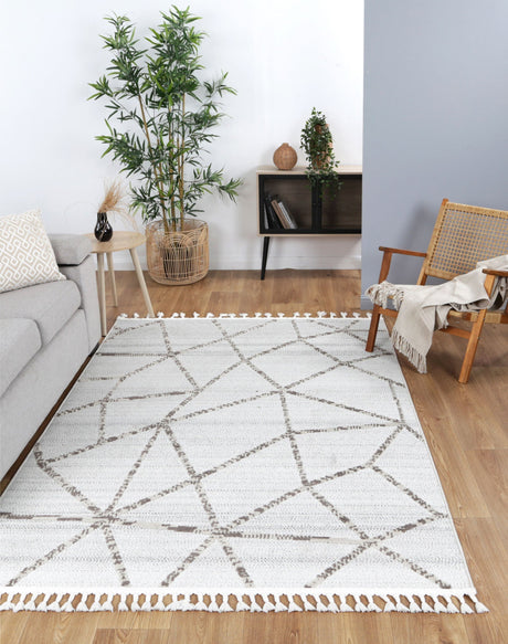Geometric polypropylene floor rug in cream beige, 160 x 230 cm