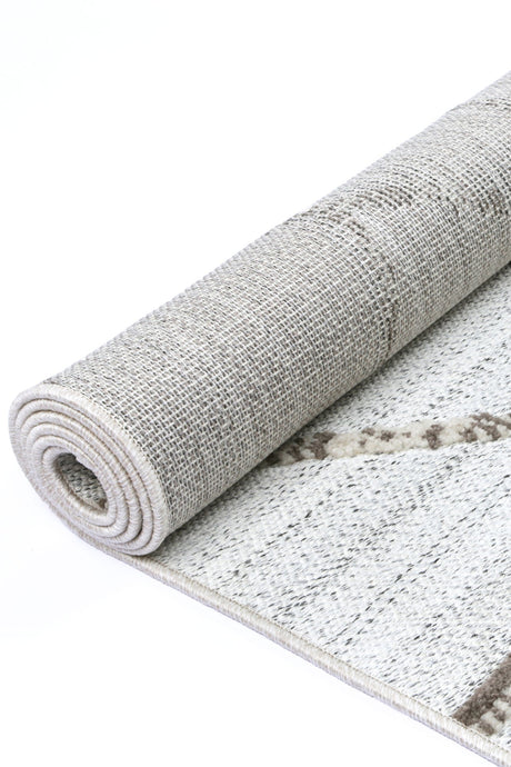 Cream beige geometric polypropylene floor rug 240x330cm