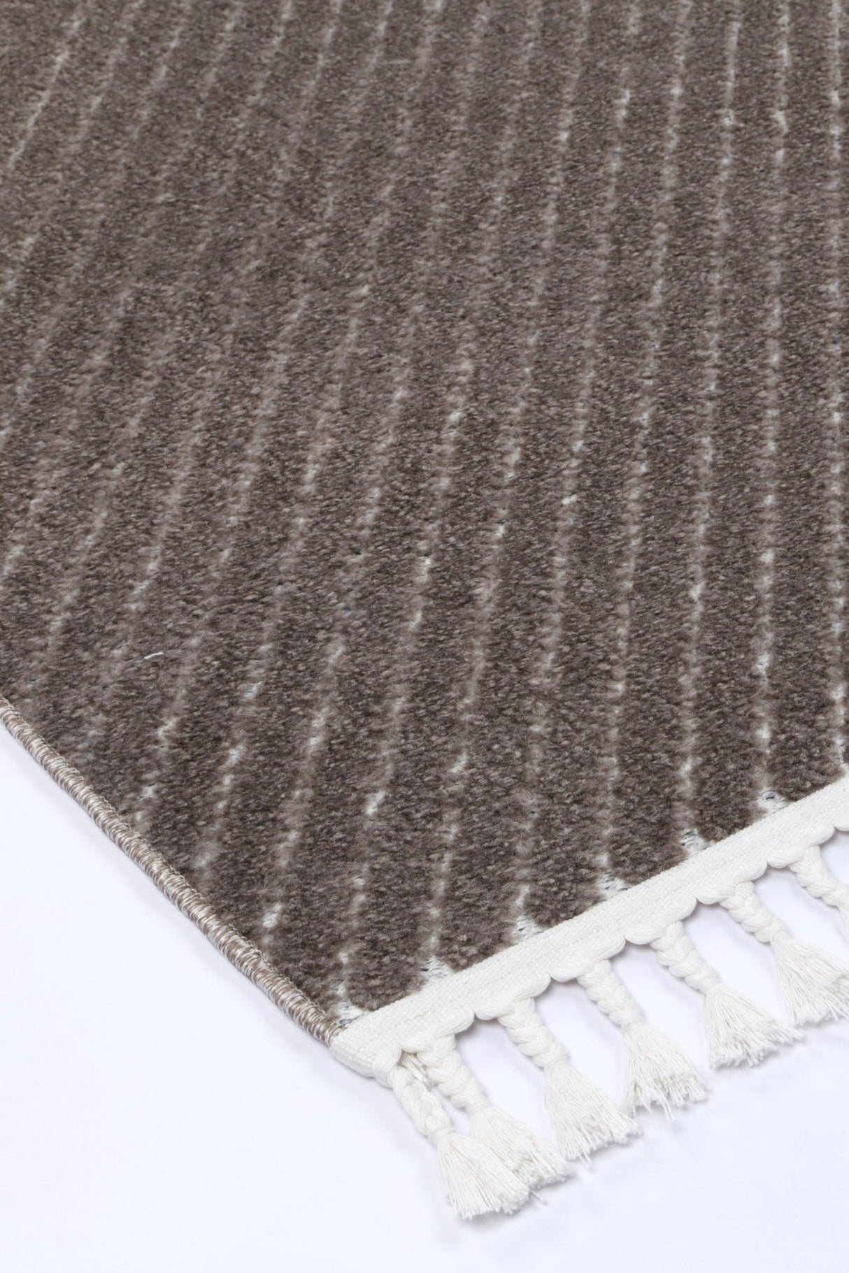Cream beige geometric polypropylene floor rug 240x330cm