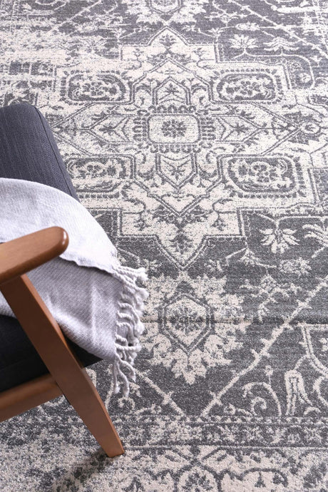 Distressed Transitional Polypropylene Floor Rug Ivory Grey 300 x 400cm, view 7