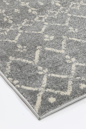 Distressed Transitional Polypropylene Floor Rug Grey Ivory 300 x 400cm