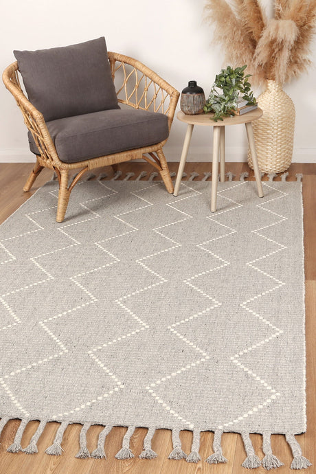 Grey hand tufted wool blend floor rug 240x330cm