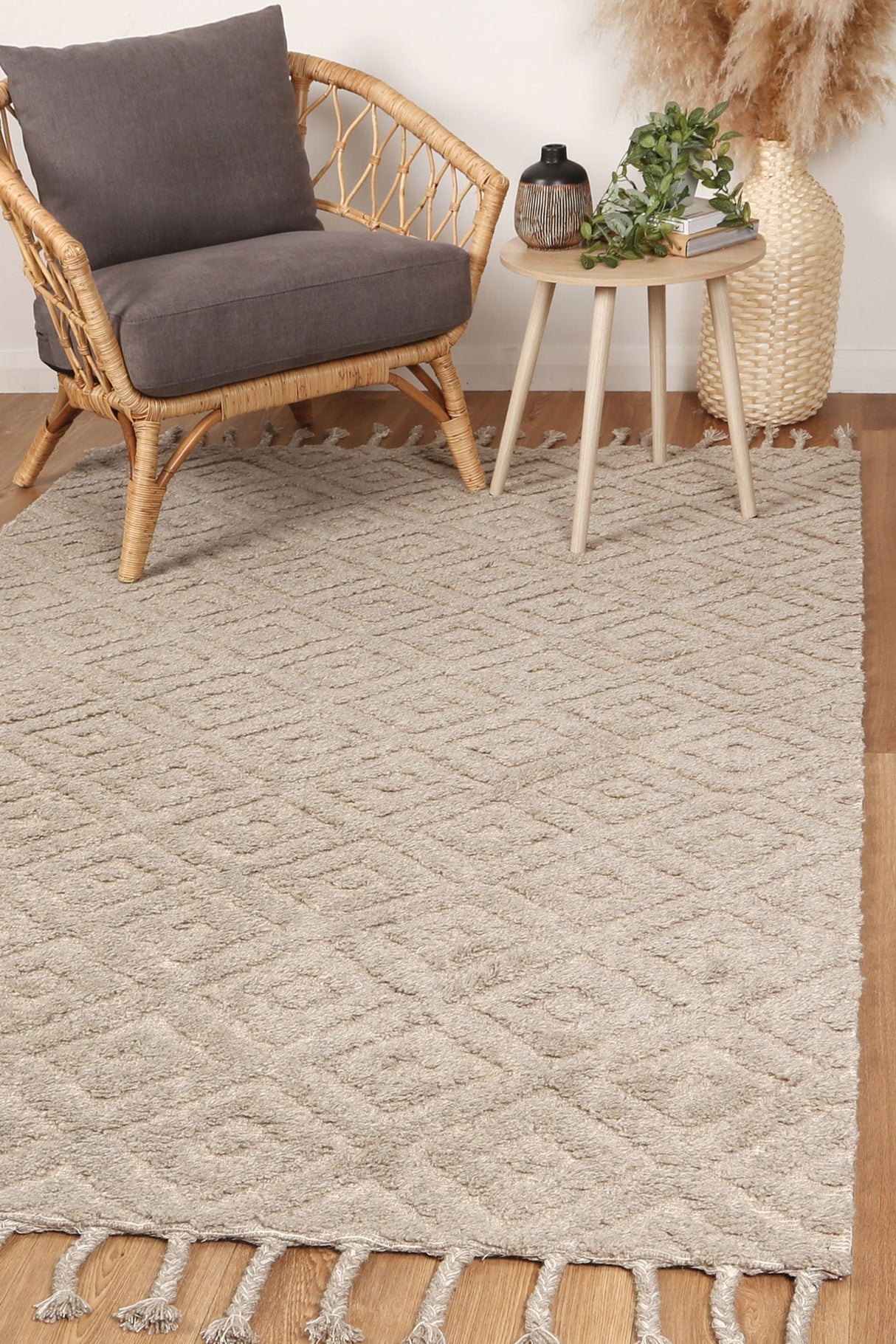 Grey hand tufted wool blend floor rug 240x330cm
