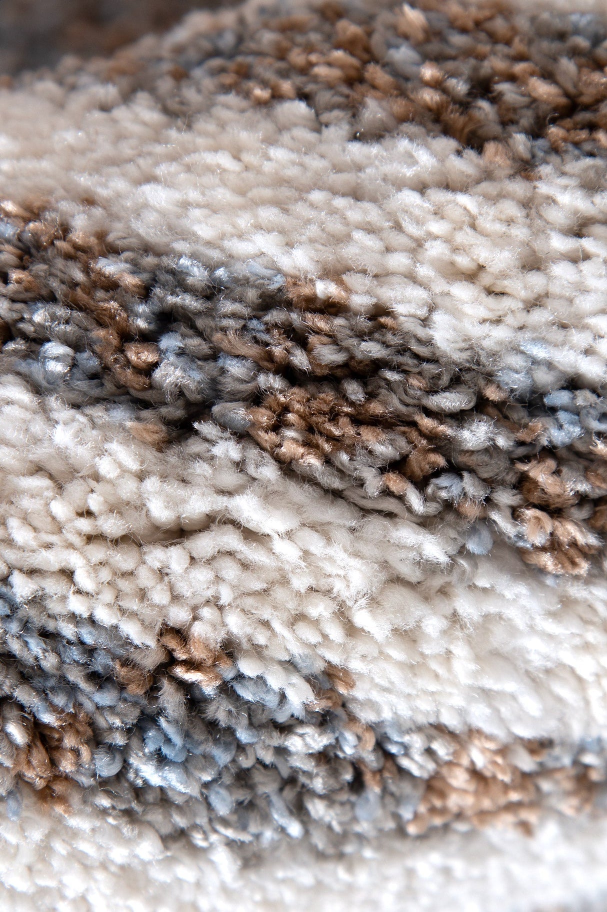 Plush polyester floor rug 280x380cm