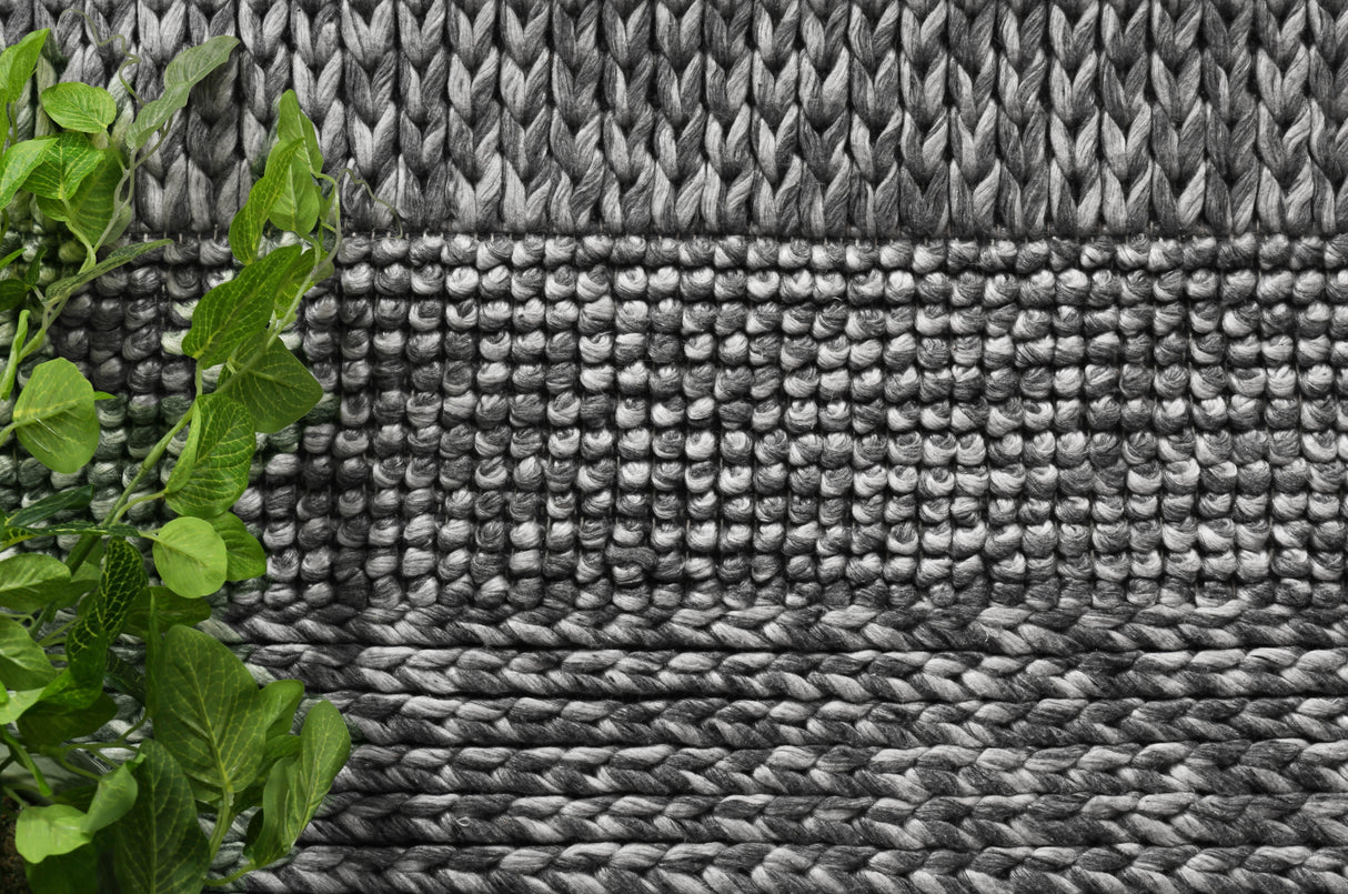 Textured wool blend floor rug in charcoal, 200 x 290 cm