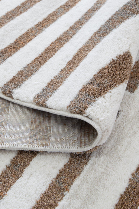 Plush woven polyester floor rug, 160x230cm