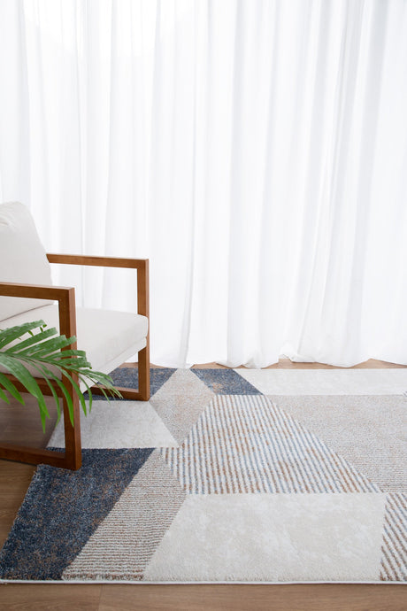 Plush Polyester Floor Rug 240 x 330cm