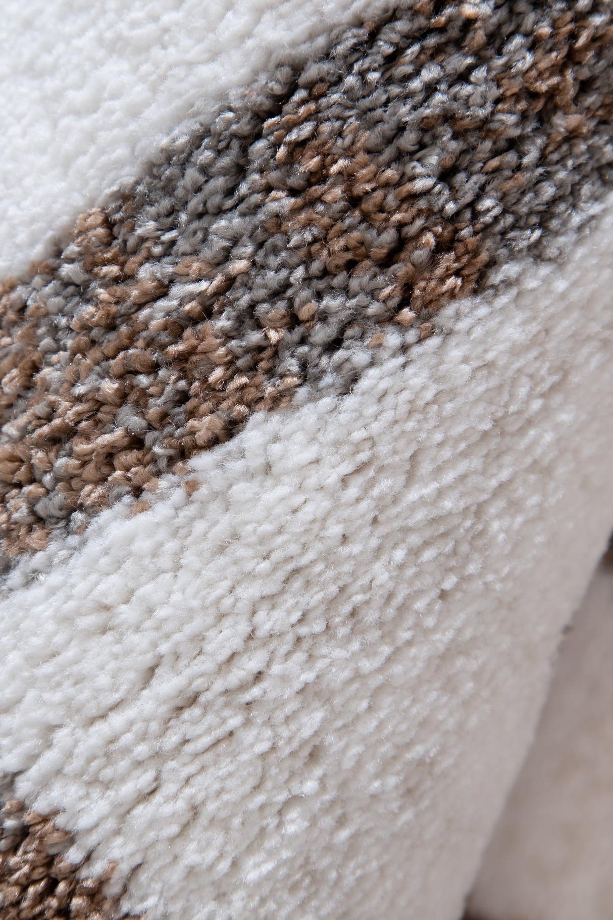 Plush woven polyester floor rug 80x300cm
