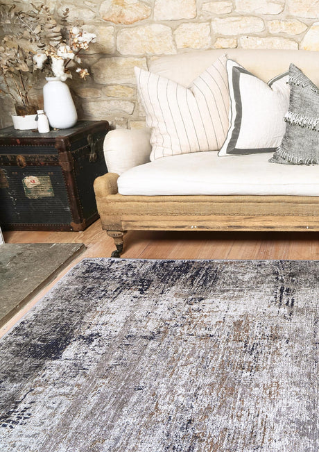 Distressed Vintage Floor Rug, Ash Beige 280x380cm