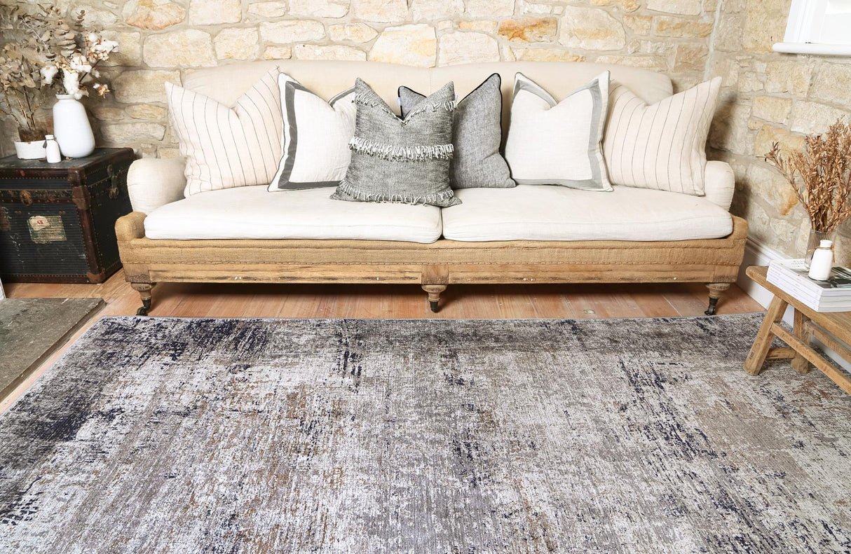 Distressed Vintage Floor Rug, Ash Beige 280x380cm