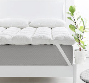 Ucluelet duck feather and down mattress topper in king single, 1800GSM