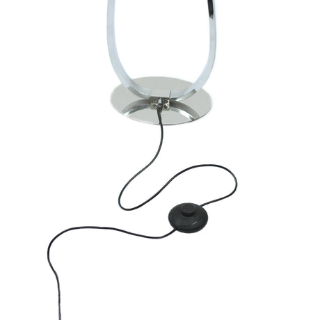 Infinity effect LED floor lamp in chrome
