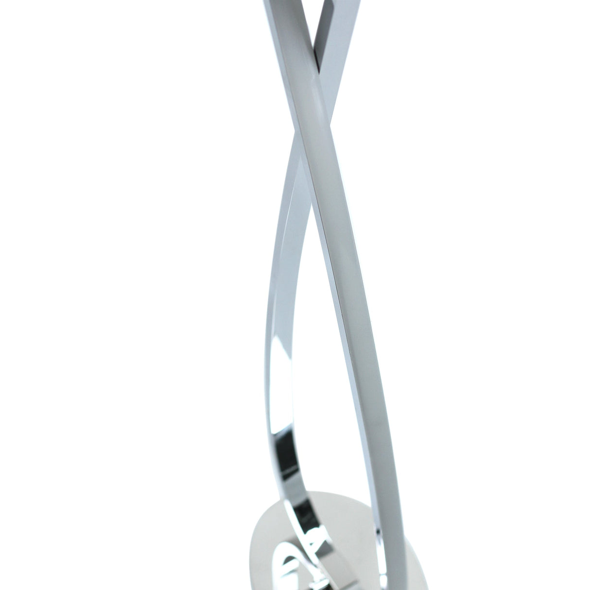 Infinity effect LED floor lamp in chrome