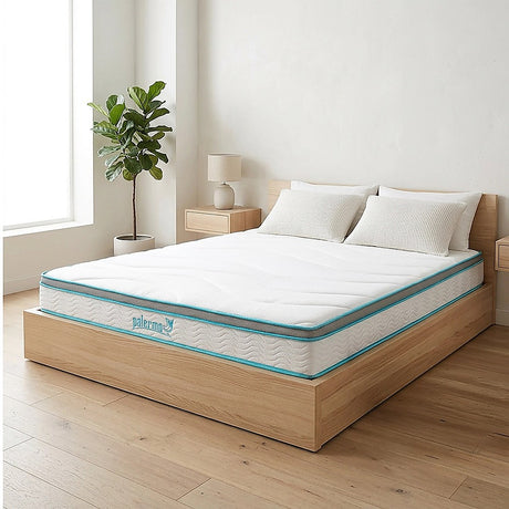 Medium firm hybrid memory foam and innerspring mattress, 20cm king