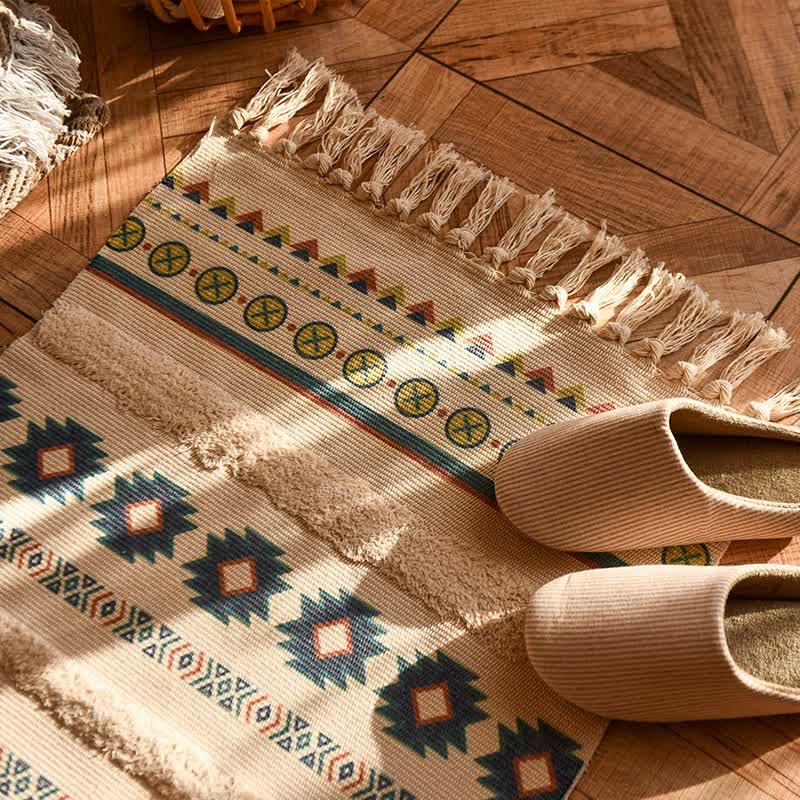 Stylish Handwoven Cotton Tassel Floor Rug