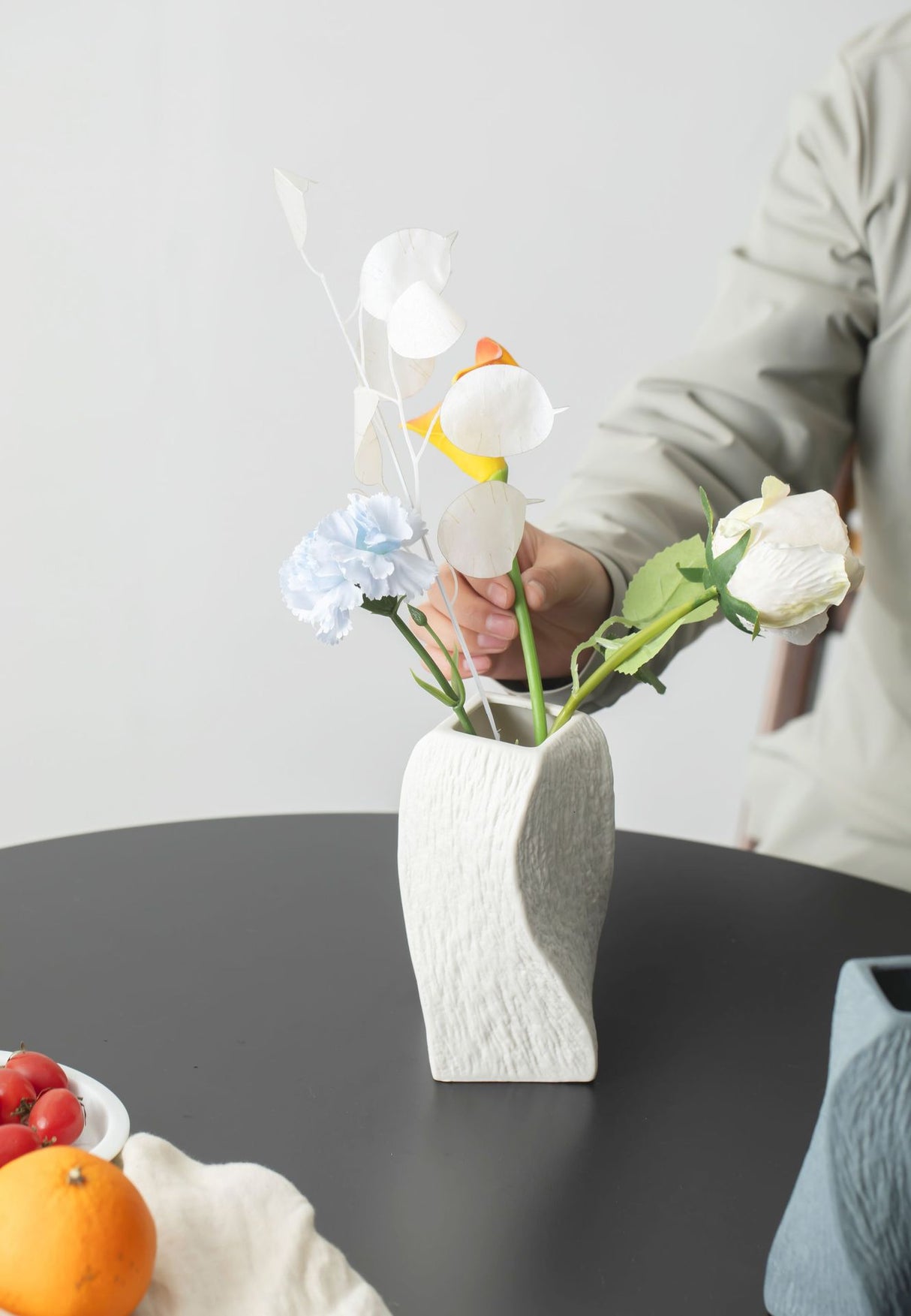 Narni Scalo Twisted Ceramic Vase