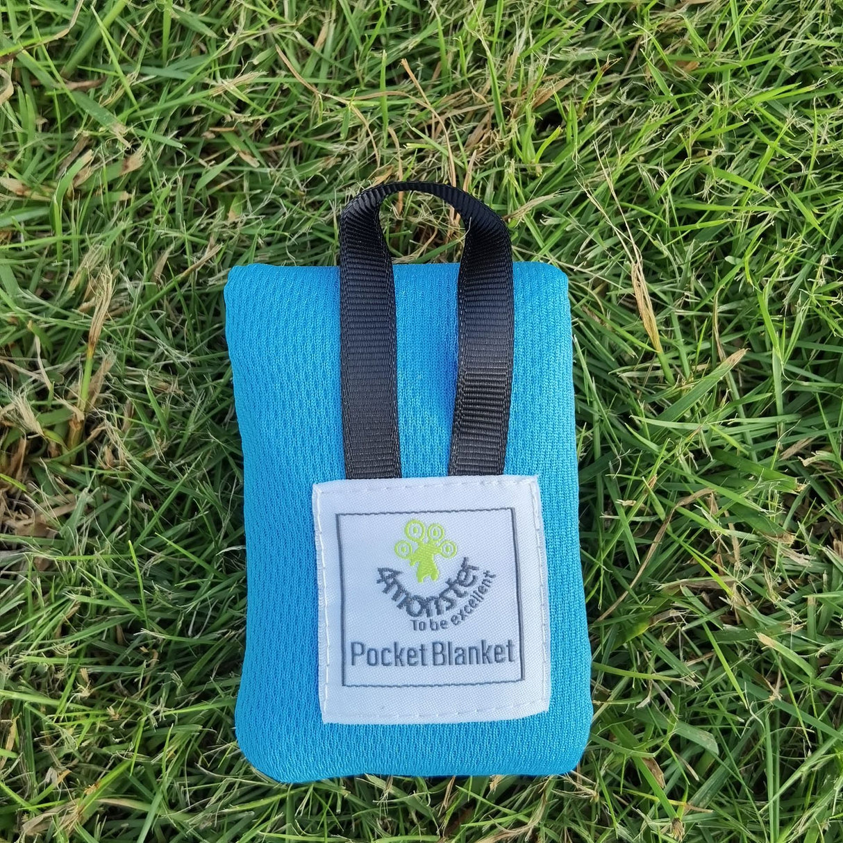 Blue compact pocket picnic blanket, 110 x 150cm