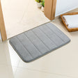 Grey polyester bath mat 40 x 60 cm with soft dense short pile
