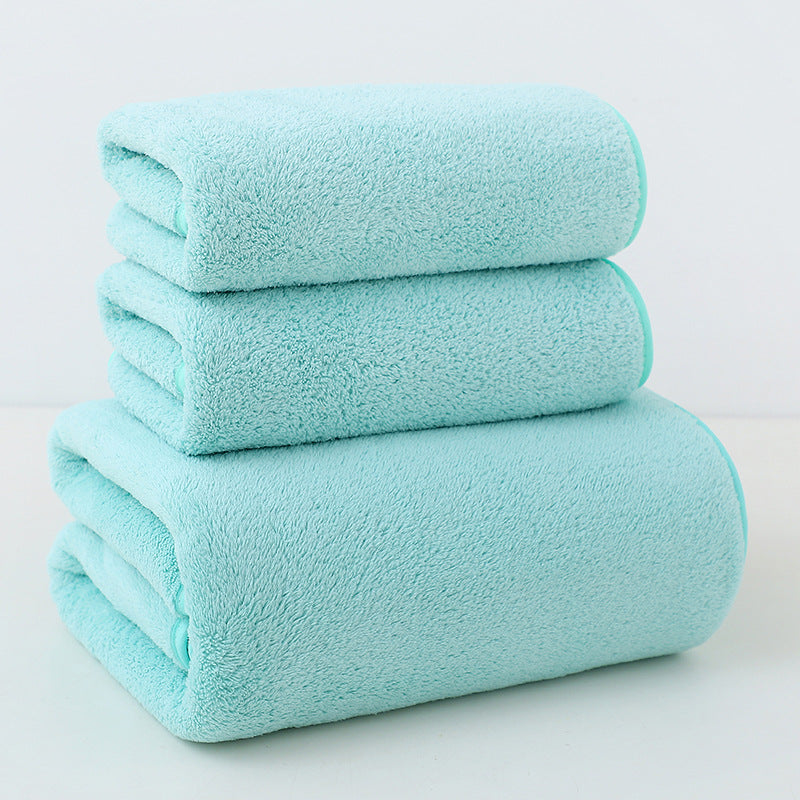 Six piece light green coral fleece towel set with two bath towels and four face towels