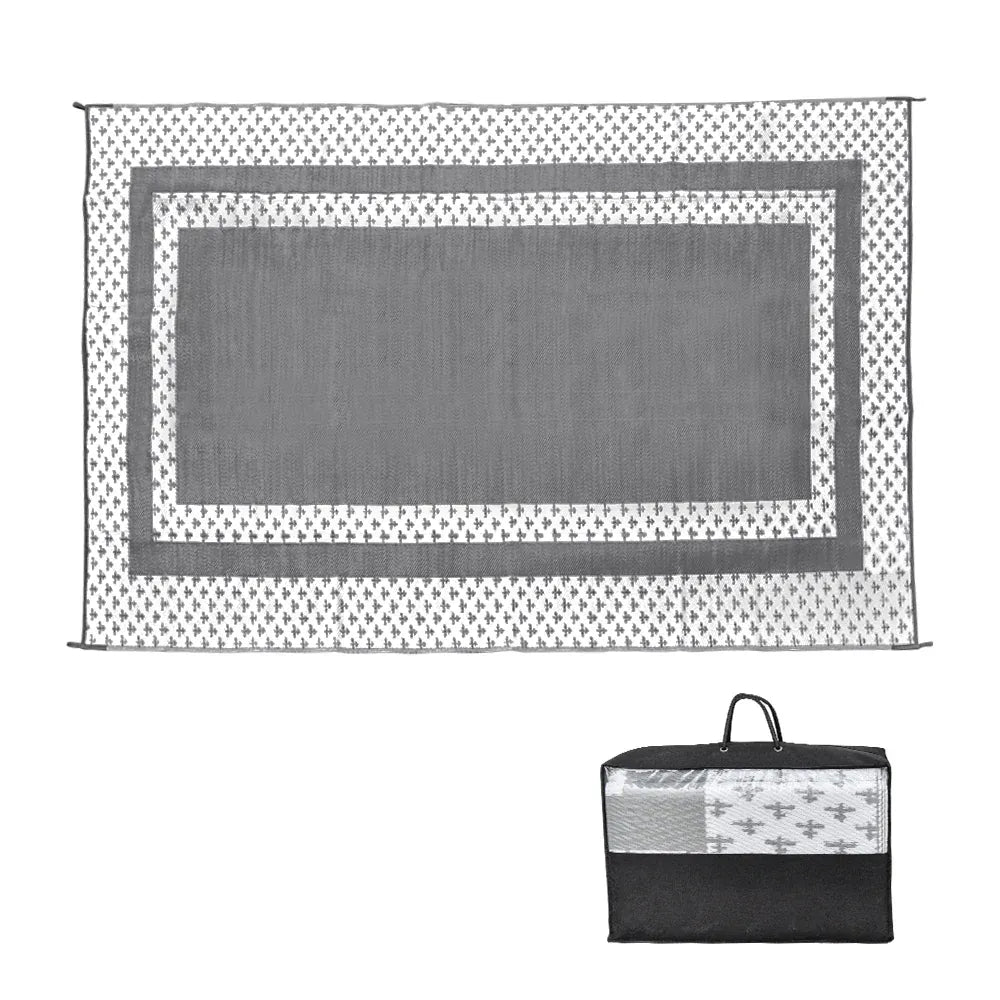 Weatherproof plastic weave outdoor rug in silver grey